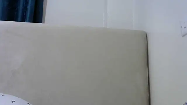 Latiffagodess online show from 10.23.25