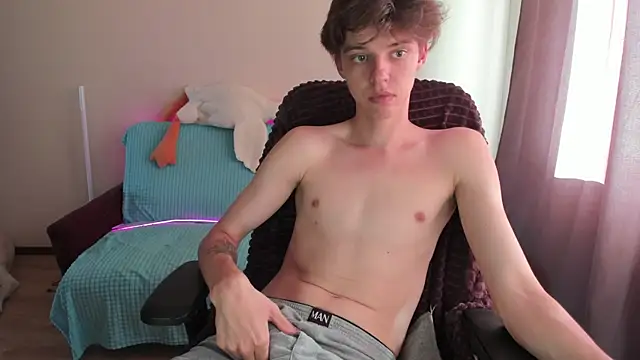 Snapshot of Liam_sexy1 chatting on 09.09.25 Liam sexy1 online show from 09.09.25