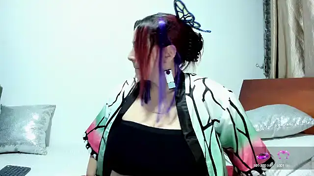 Snapshot of SuzyGamingFairy chatting on 09.14.25 SuzyGamingFairy online show from 09.14.25