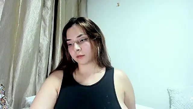 Snapshot of SuzyGamingFairy chatting on 02.09.26 SuzyGamingFairy online show from 02.09.26