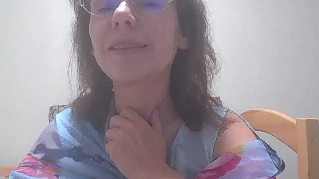 HollyJewel online show from 12.12.24