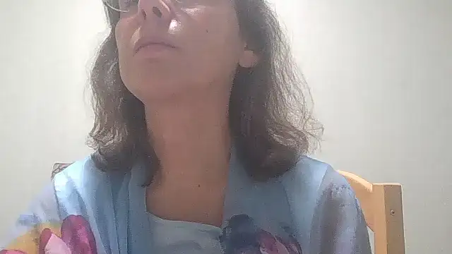 HollyJewel online show from 09.29.25