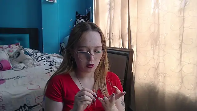 Liaroberts1 online show from 03.22.25