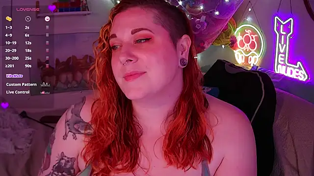 Snapshot of opalreigning chatting on 05.03.26 opalreigning online show from 05.03.26
