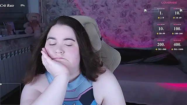 Estelle Hicks online show from 03.31.26