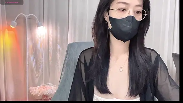 Snapshot of _minji_bae chatting on 03.04.26 minji bae online show from 03.04.26