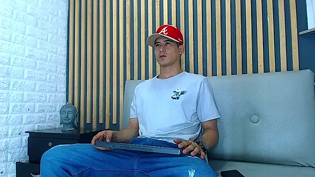 Snapshot of Jhonn_Rhyss chatting on 01.24.25 Jhonn Rhyss online show from 01.24.25