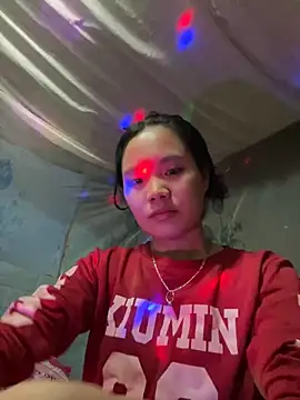 Snapshot of Be-MyMy chatting on 12.24.24 Be-MyMy online show from 12.24.24