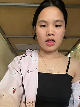 Snapshot of Be-MyMy chatting on 01.14.25 Be-MyMy online show from 01.14.25