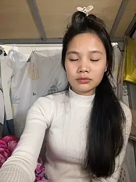 Snapshot of Be-MyMy chatting on 02.24.25 Be-MyMy online show from 02.24.25