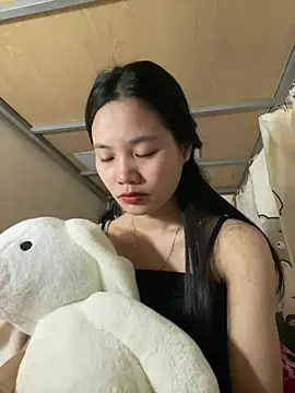 Snapshot of Be-MyMy chatting on 03.22.25 Be-MyMy online show from 03.22.25