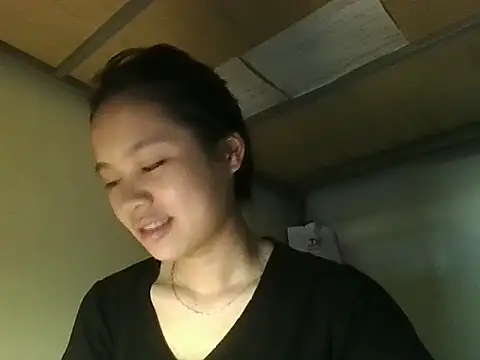 Snapshot of Be-MyMy chatting on 09.14.25 Be-MyMy online show from 09.14.25