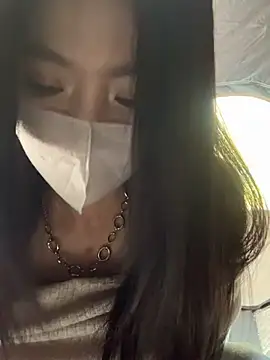Snapshot of FeiFei-babe chatting on 04.30.26 FeiFei-babe online show from 04.30.26