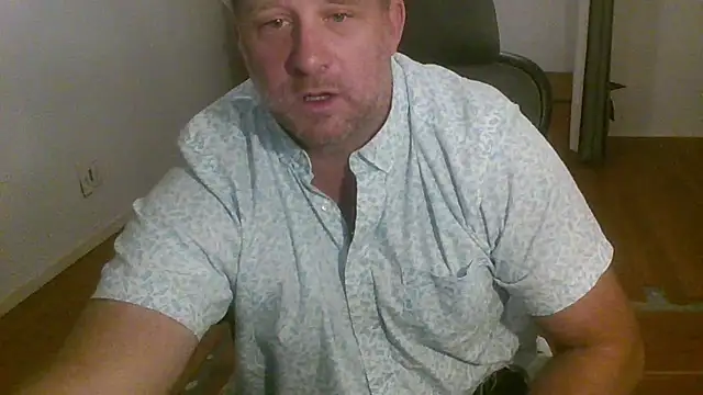 poundyouout69 online show from 11.28.25