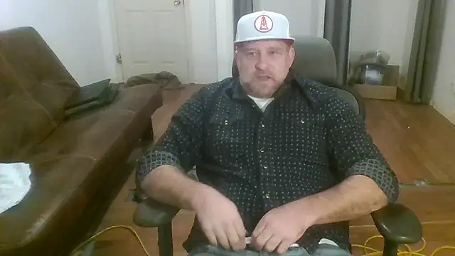 poundyouout69 online show from 02.02.26