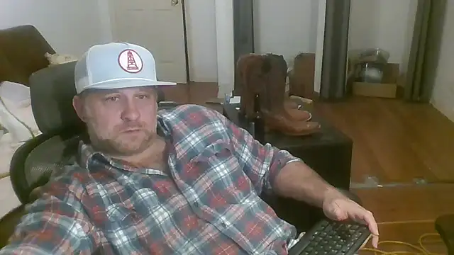 poundyouout69 online show from 02.15.26