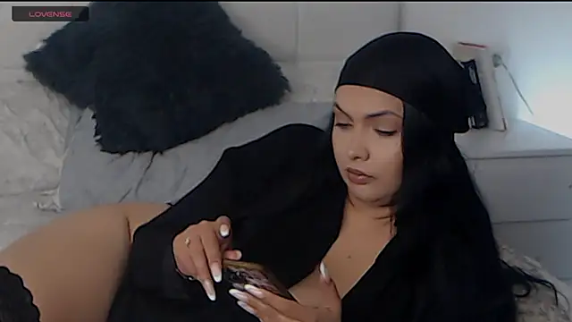 Snapshot of BriannaBk chatting on 06.18.26 BriannaBk online show from 06.18.26