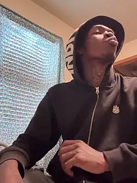 Snapshot of JasperBlaxx chatting on 12.13.24 JasperBlaxx online show from 12.13.24