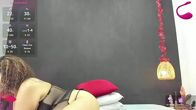 Luna smit08 online show from 11.29.25