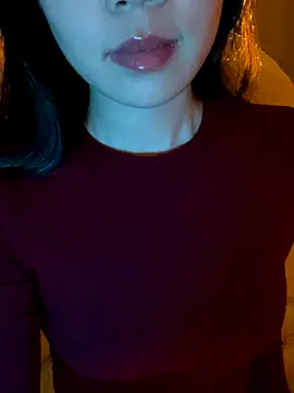 minmin2kk5 online show from 10.30.25