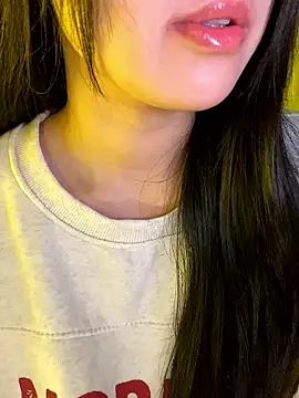 minmin2kk5 online show from 01.14.26