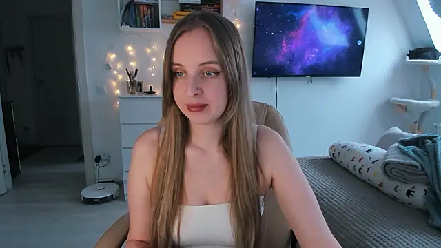 Snapshot of violet_blue_eyes chatting on 02.02.26 violet blue eyes online show from 02.02.26