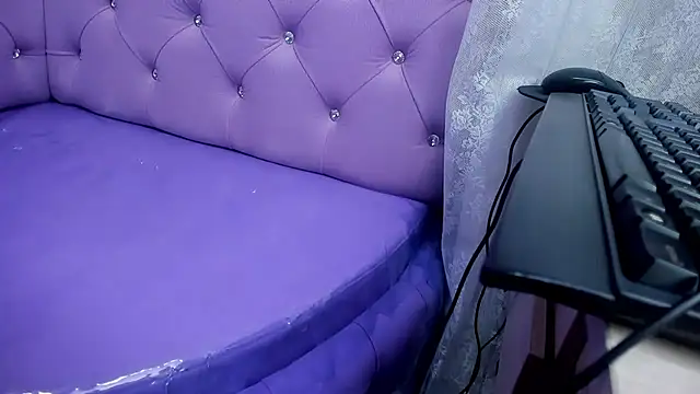 Snapshot of celeste_blue69 chatting on 12.03.24 celeste blue69 online show from 12.03.24