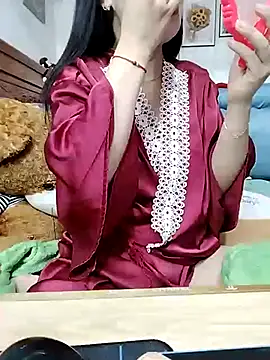 Snapshot of cream1299 chatting on 02.25.25 cream1299 online show from 02.25.25