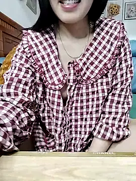 Snapshot of cream1299 chatting on 03.12.25 cream1299 online show from 03.12.25