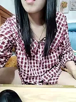 Snapshot of cream1299 chatting on 03.13.25 cream1299 online show from 03.13.25