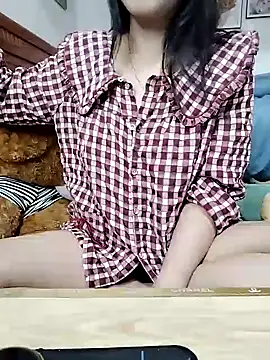 Snapshot of cream1299 chatting on 03.20.25 cream1299 online show from 03.20.25