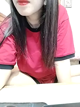 Snapshot of cream1299 chatting on 10.16.25 cream1299 online show from 10.16.25