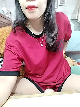 Snapshot of cream1299 chatting on 12.22.25 cream1299 online show from 12.22.25