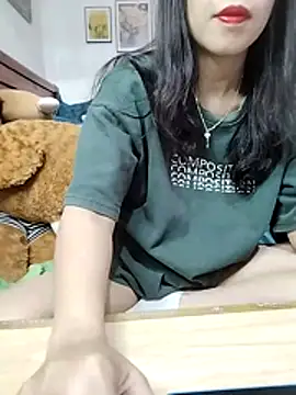 Snapshot of cream1299 chatting on 01.12.26 cream1299 online show from 01.12.26