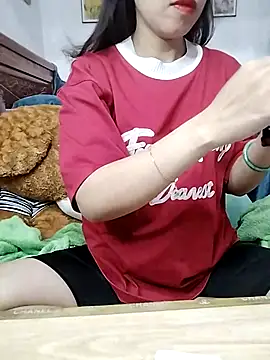 Snapshot of cream1299 chatting on 01.15.26 cream1299 online show from 01.15.26