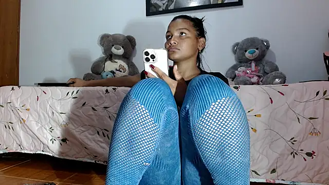 Snapshot of camilavagina24 chatting on 03.10.26 camilavagina24 online show from 03.10.26