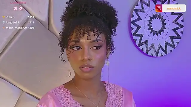 Snapshot of Nahomi_King chatting on 02.22.25 Nahomi King online show from 02.22.25