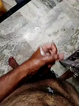 Snapshot of ALWAYSHORNYDADDY chatting on 02.23.25 ALWAYSHORNYDADDY online show from 02.23.25