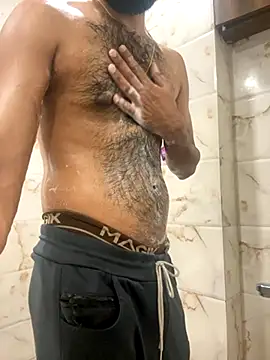 Snapshot of ALWAYSHORNYDADDY chatting on 09.09.25 ALWAYSHORNYDADDY online show from 09.09.25