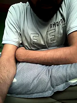 Snapshot of ALWAYSHORNYDADDY chatting on 12.18.25 ALWAYSHORNYDADDY online show from 12.18.25