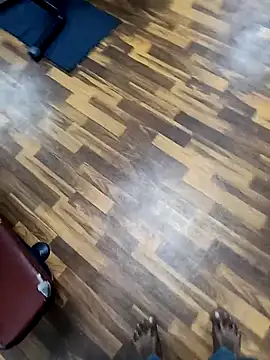 Snapshot of bangaloresexyguy chatting on 02.28.26 bangaloresexyguy online show from 02.28.26