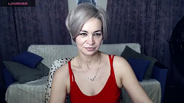 Snapshot of Blonde_lola444 chatting on 12.18.24 Blonde lola444 online show from 12.18.24