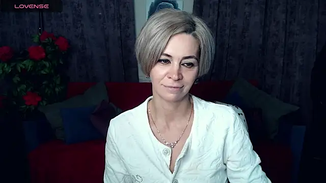 Snapshot of Blonde_lola444 chatting on 12.28.24 Blonde lola444 online show from 12.28.24