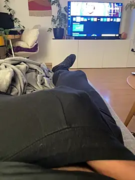 Snapshot of Banana_Boy chatting on 02.24.25 Banana Boy online show from 02.24.25