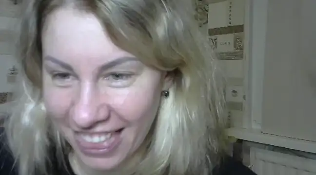 Snapshot of TherestlessKitty chatting on 01.20.25 TherestlessKitty online show from 01.20.25