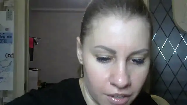 Snapshot of TherestlessKitty chatting on 03.06.25 TherestlessKitty online show from 03.06.25