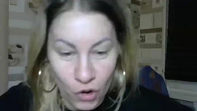 TherestlessKitty online show from 12.13.25