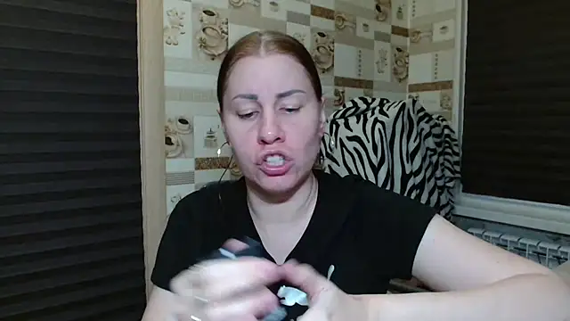 TherestlessKitty online show from 06.27.26