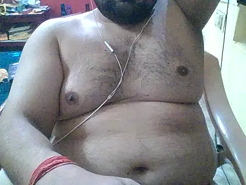 ARYANAVAILABLE online show from 10.30.25