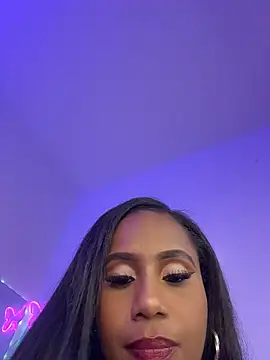 AlisonHoot69 online show from 04.21.26